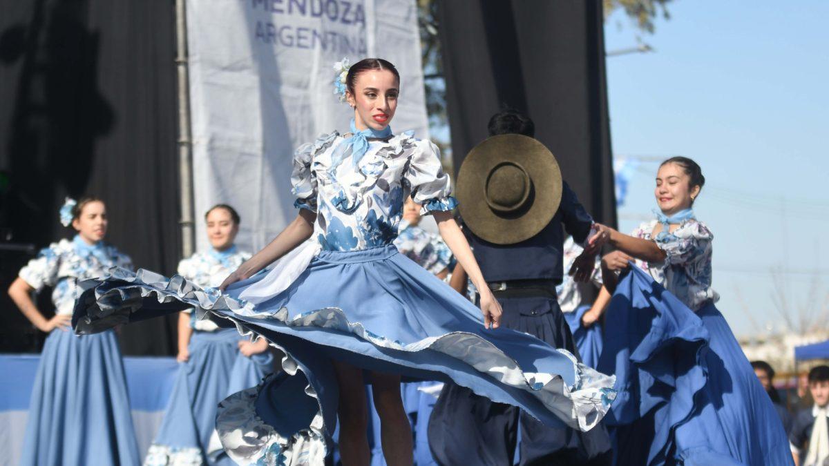 El Pericón ya se vive en San Rafael: talleres, ensayos y festival popular