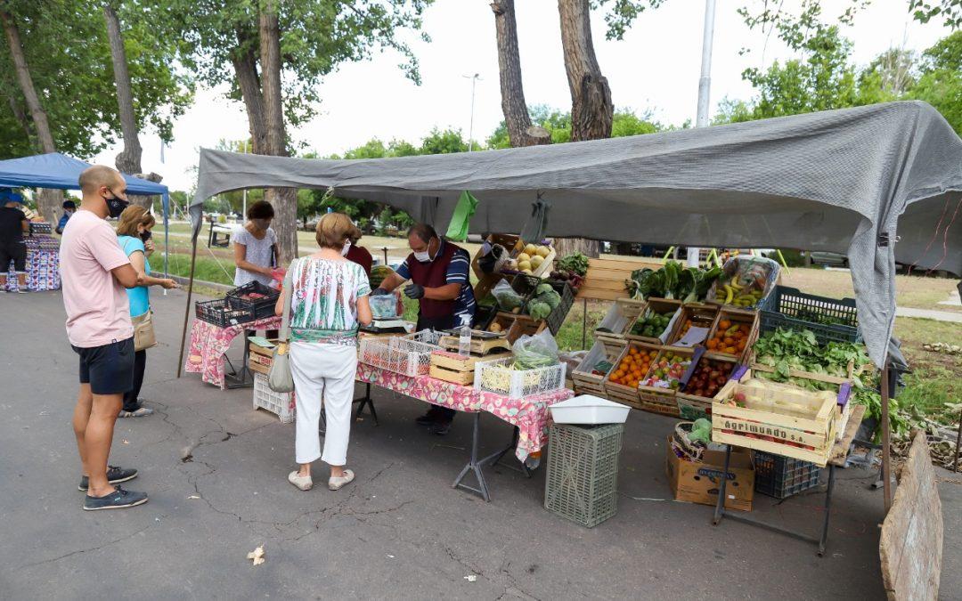 La Feria Franca suma a escuelas técnicas y productores locales