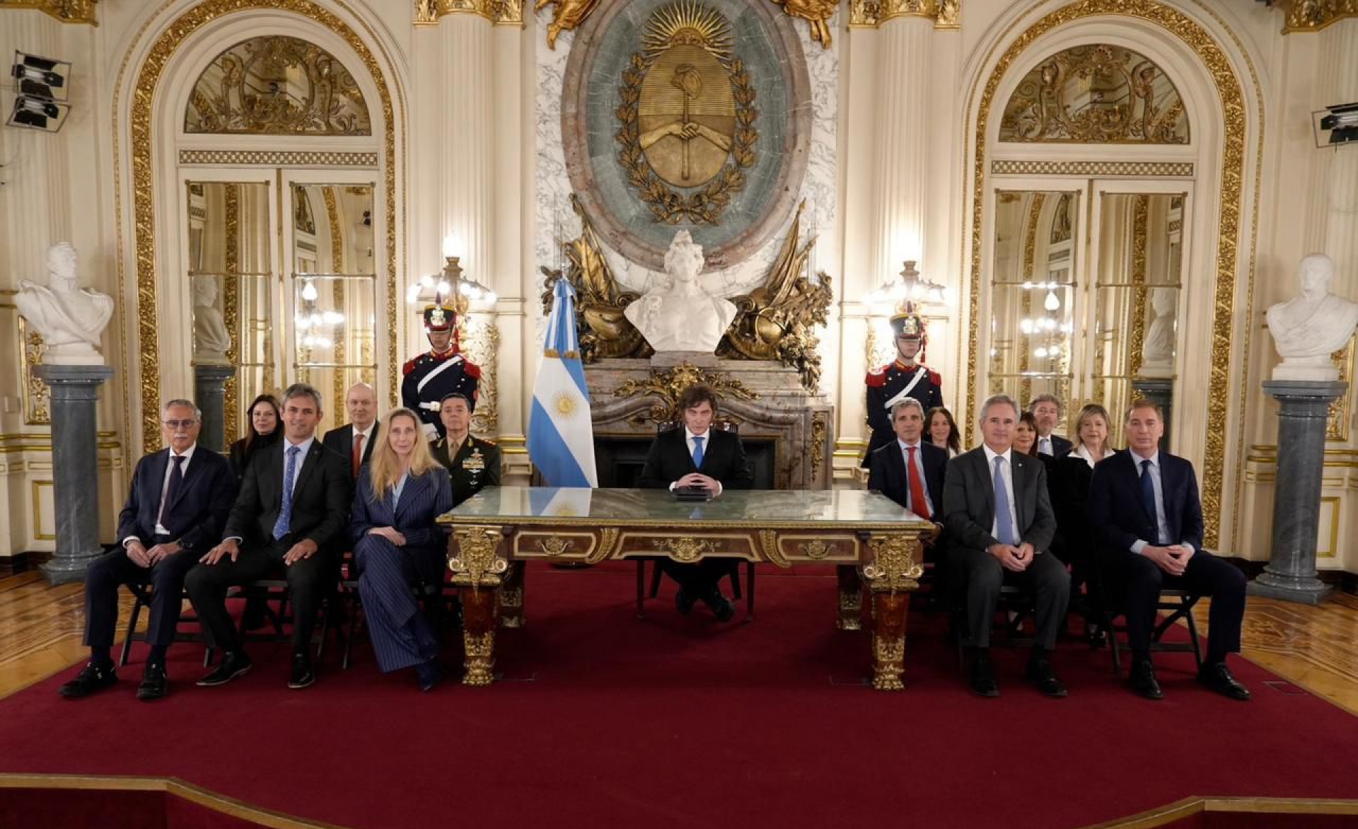 Del elogio a Thatcher al discurso soberanista: el llamativo giro de Milei sobre Malvinas